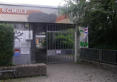 Zunahme von Gewalt an Schulen – Lehrerverband fordert geschultes Sicherheitspersonal